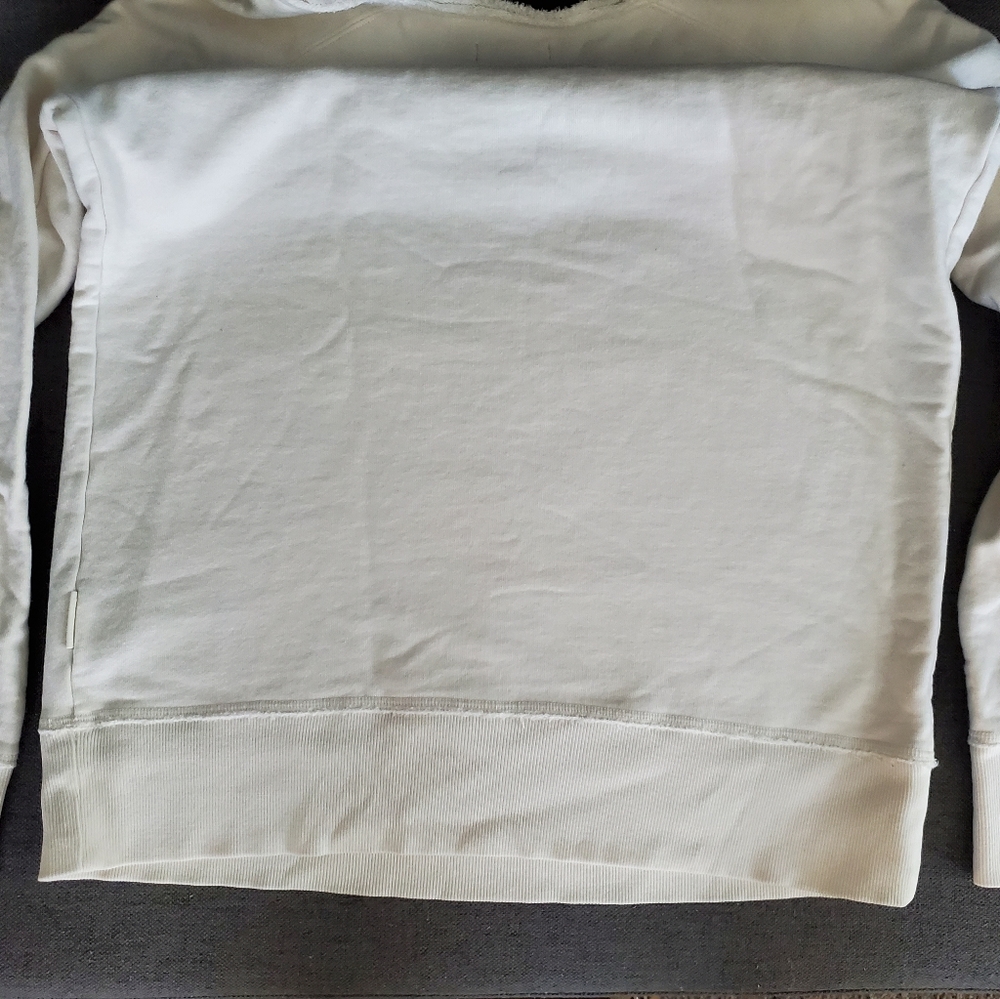 White calvin klein sweatshirt - Picture 4 of 4